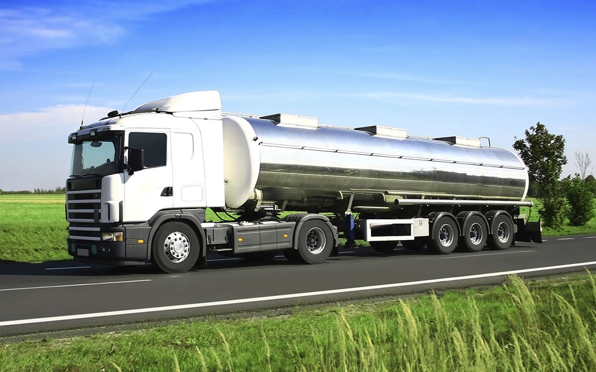 Tanker-truck