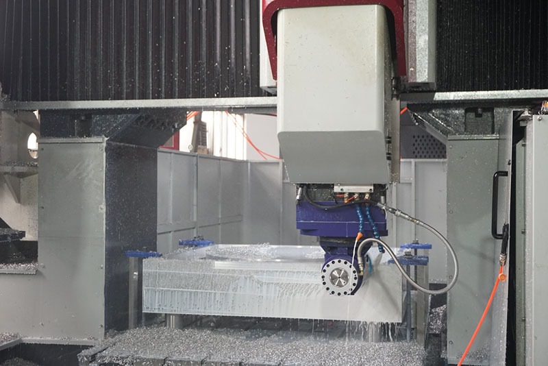 Vertical-Machining-Center-3